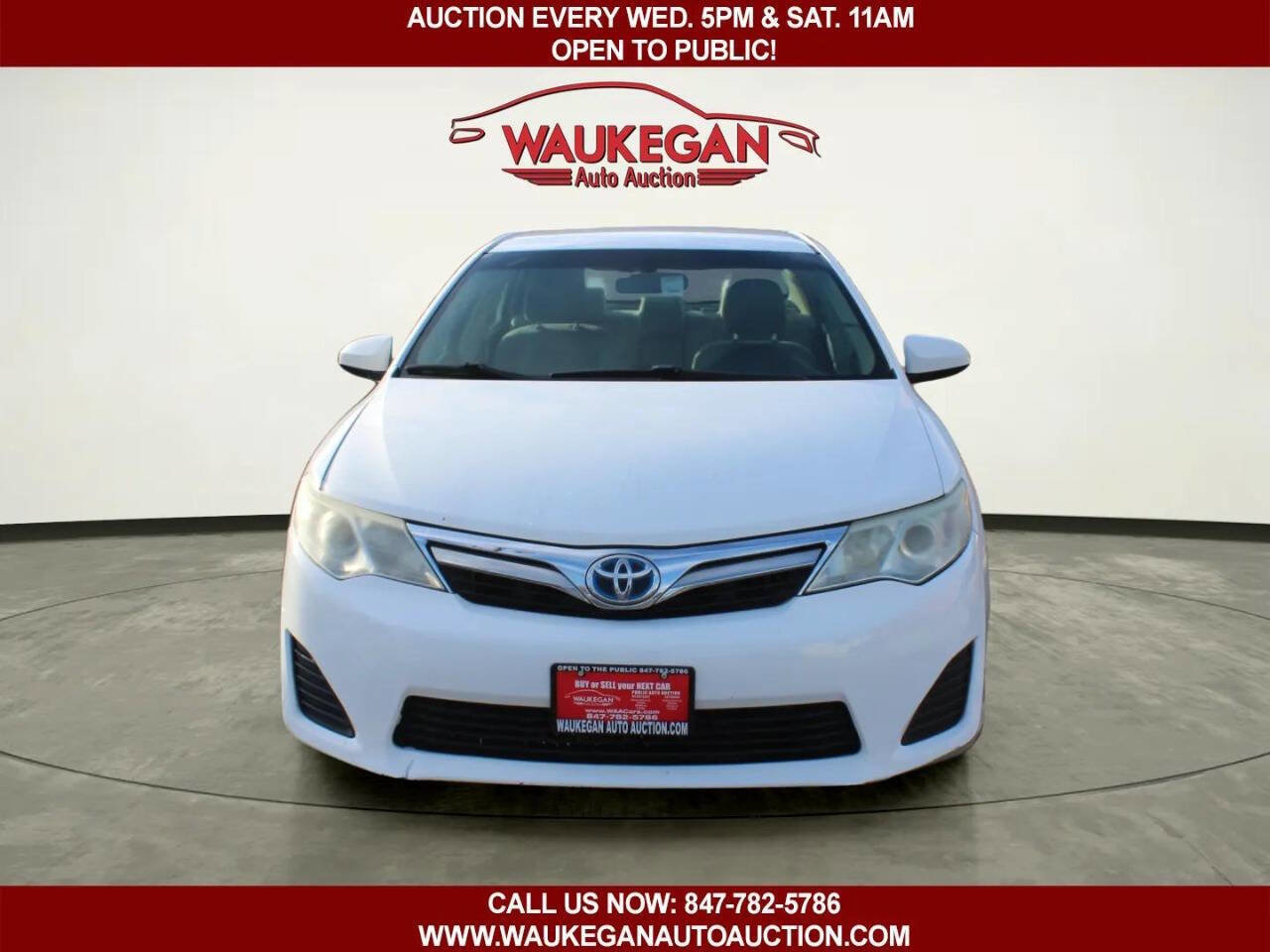 Used 2013 Toyota Camry LE image 2