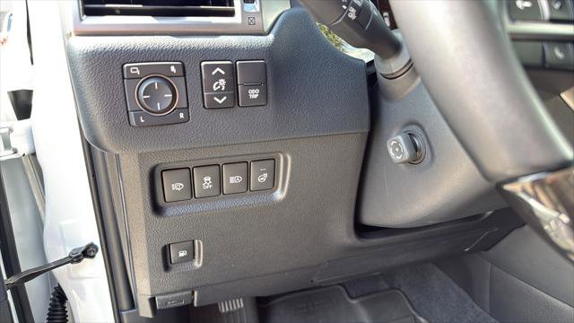 Certified 2023 Lexus GX 460 Premium w/ Accessory Package AWD/4WD image 22