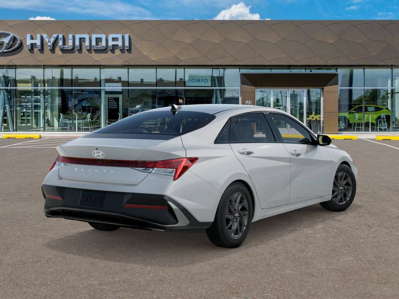 New 2026 Hyundai Elantra Hybrid FWD image 4