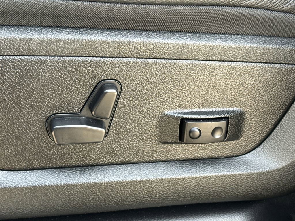 Used 2024 RAM 2500 Limited AWD/4WD image 22