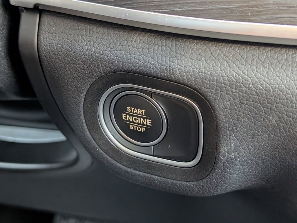 Used 2025 Mercedes-Benz GLE 450e 4MATIC image 22