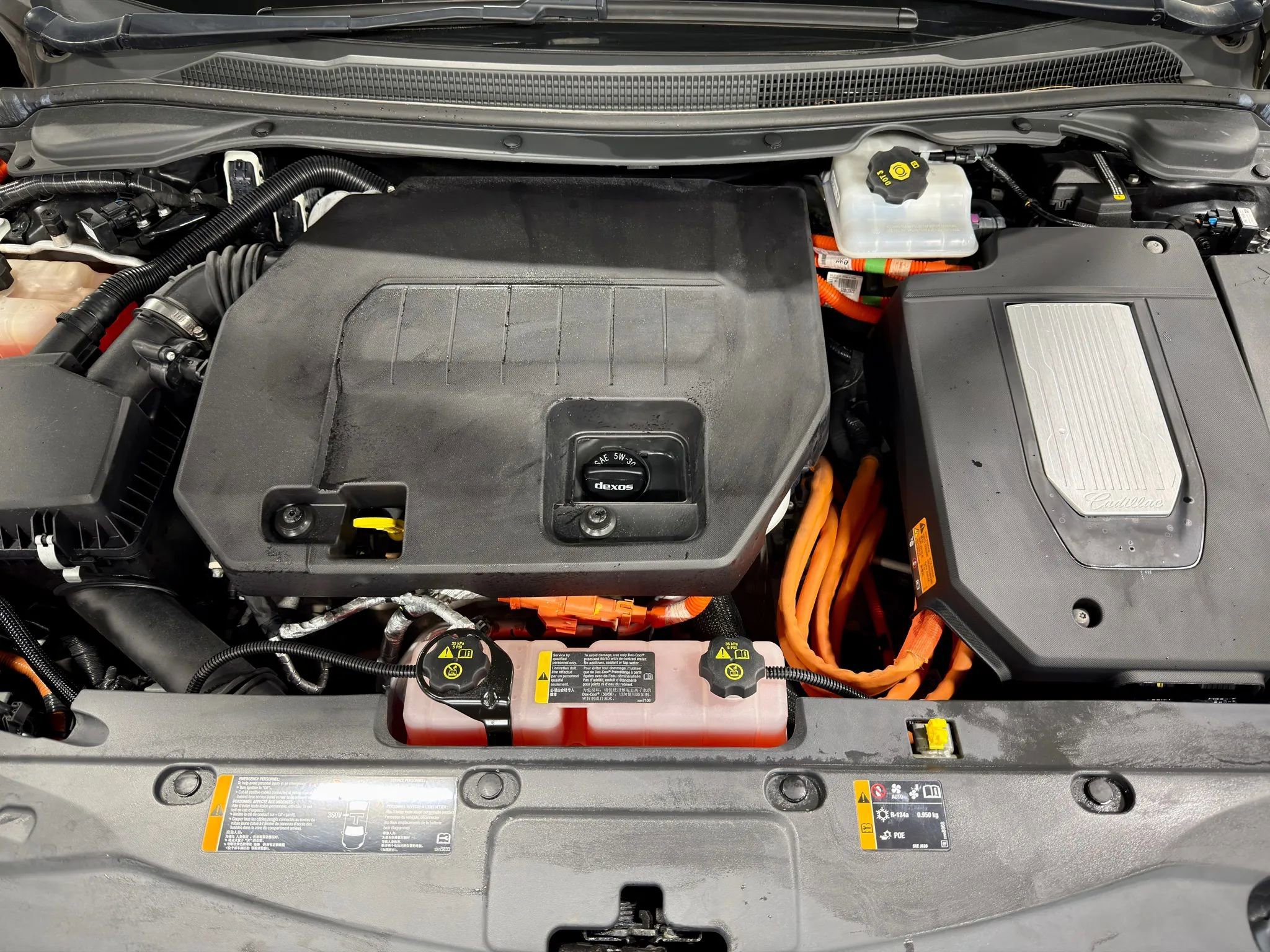 Used 2014 Cadillac ELR w/ Luxury Package image 35