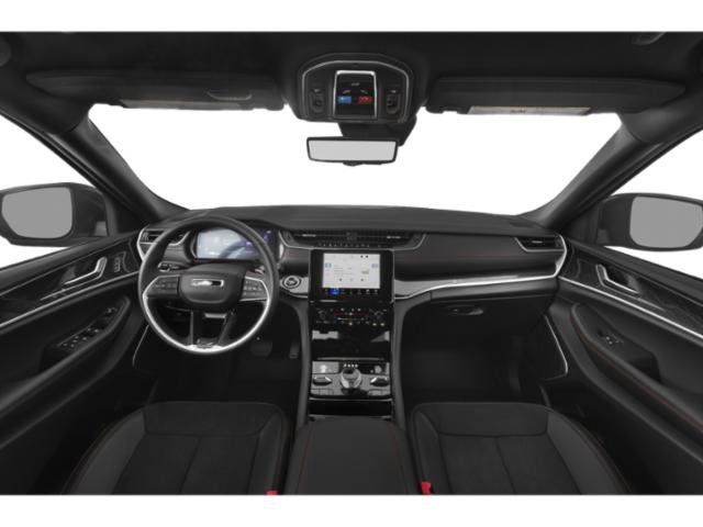 Certified 2022 Jeep Grand Cherokee Trailhawk w/ Luxury Tech Group III AWD/4WD image 8