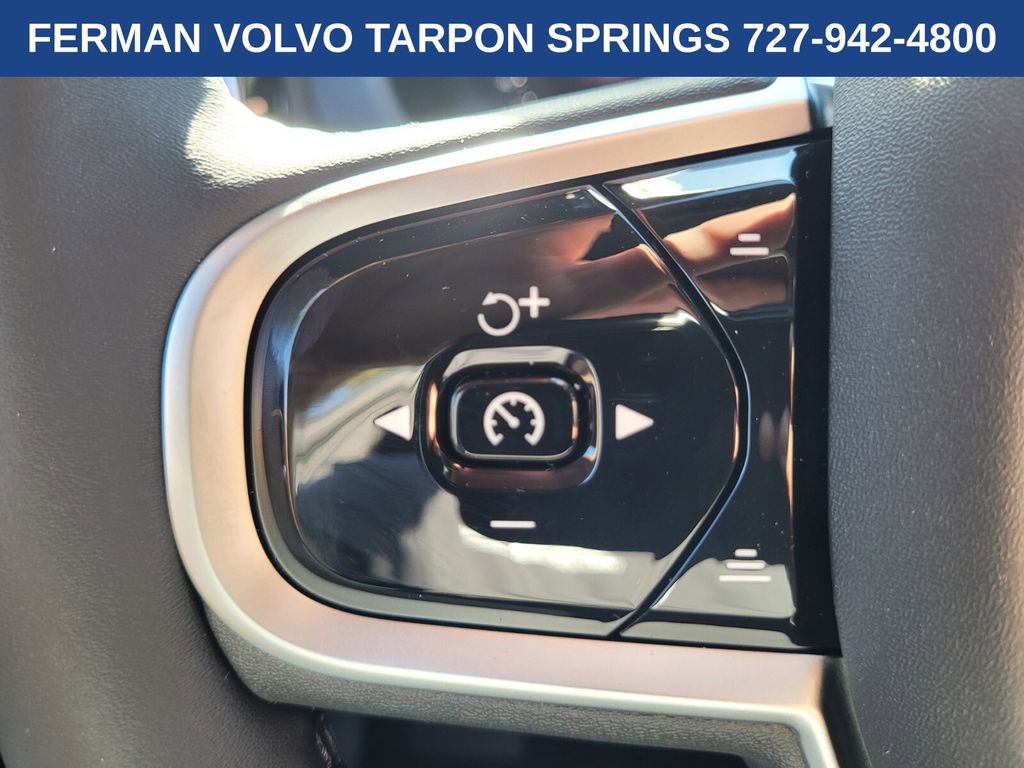 New 2026 Volvo XC60 T8 Core image 31