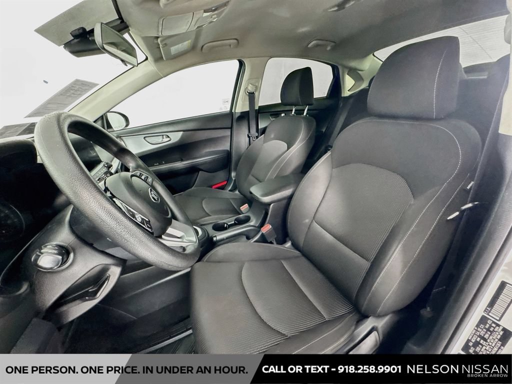 Used 2021 Kia Forte LXS FWD image 19