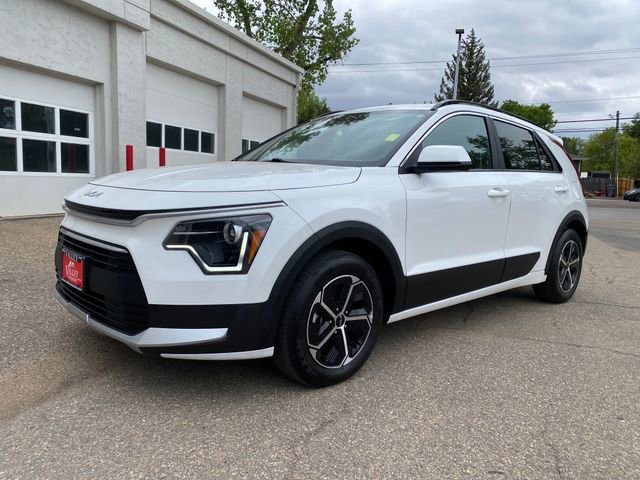 Used 2024 Kia Niro LX