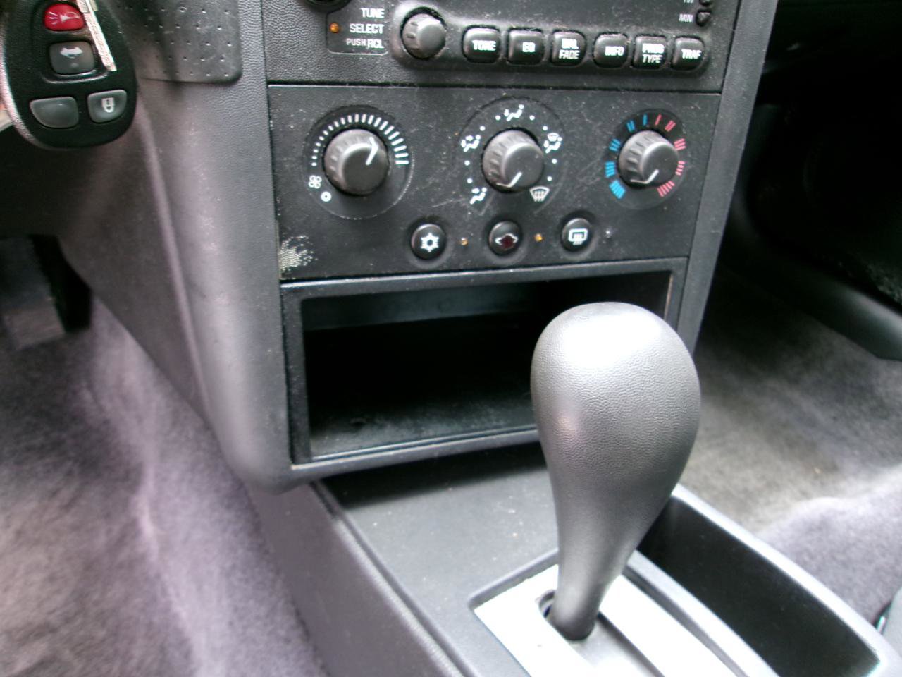 Used 2008 Pontiac Grand Prix image 18