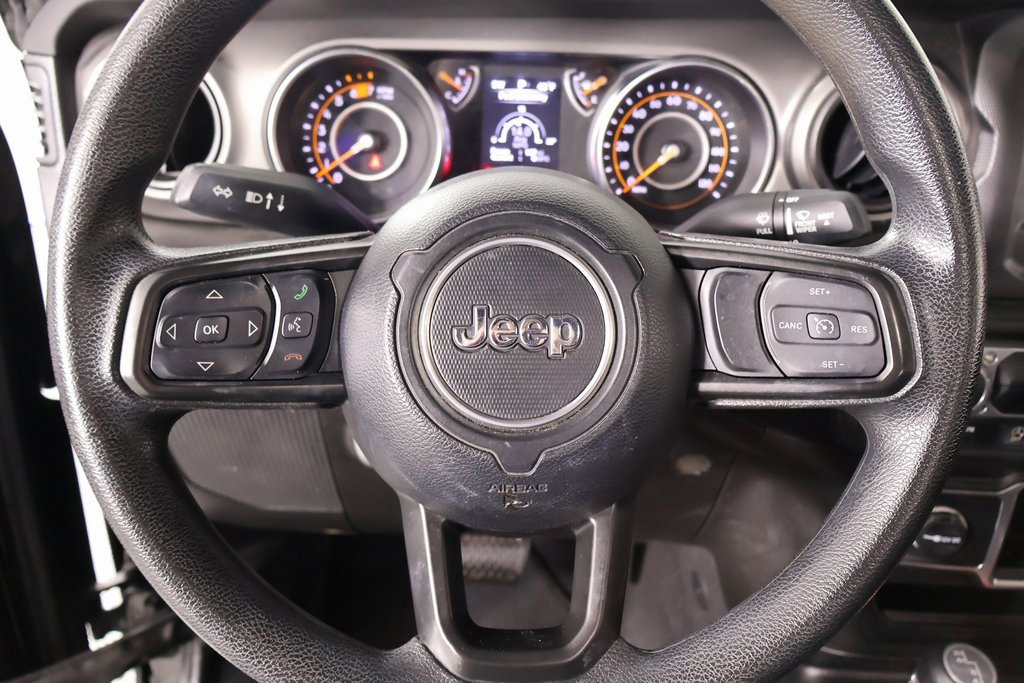 Used 2023 Jeep Wrangler Sport image 3