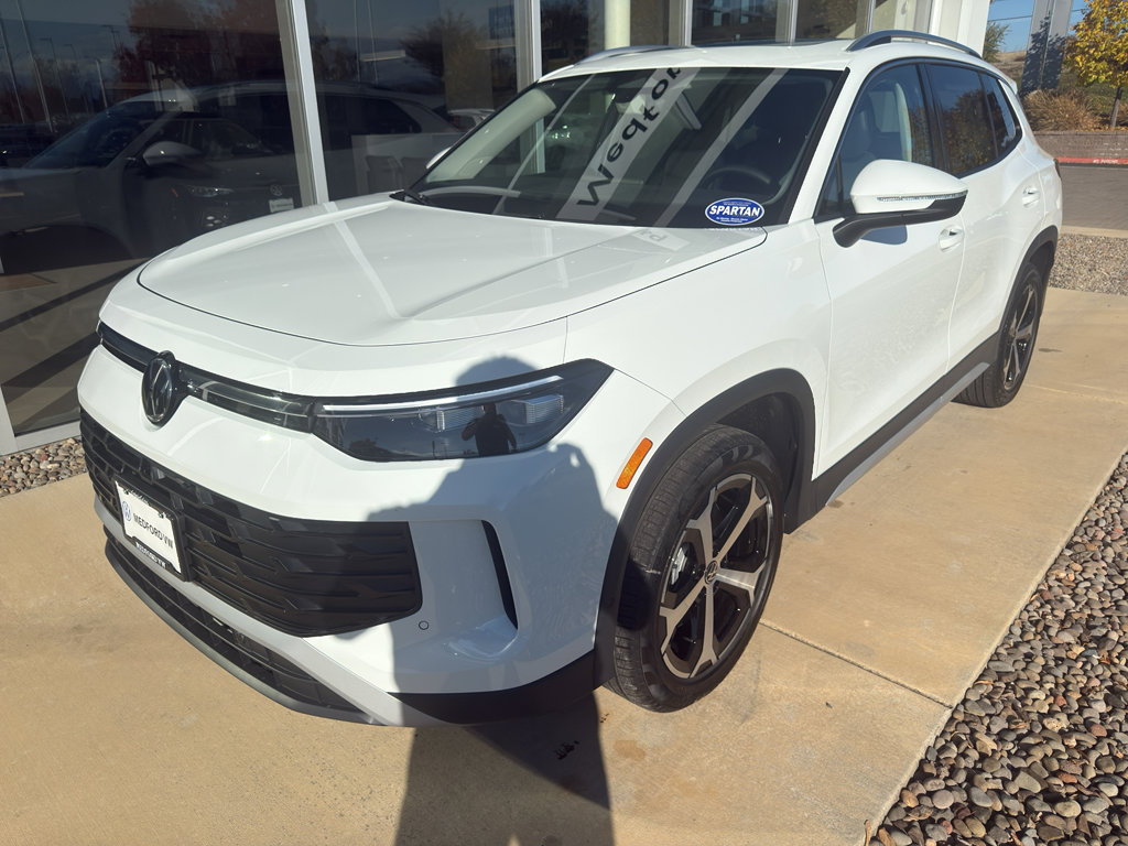 New 2026 Volkswagen Tiguan SE image 1