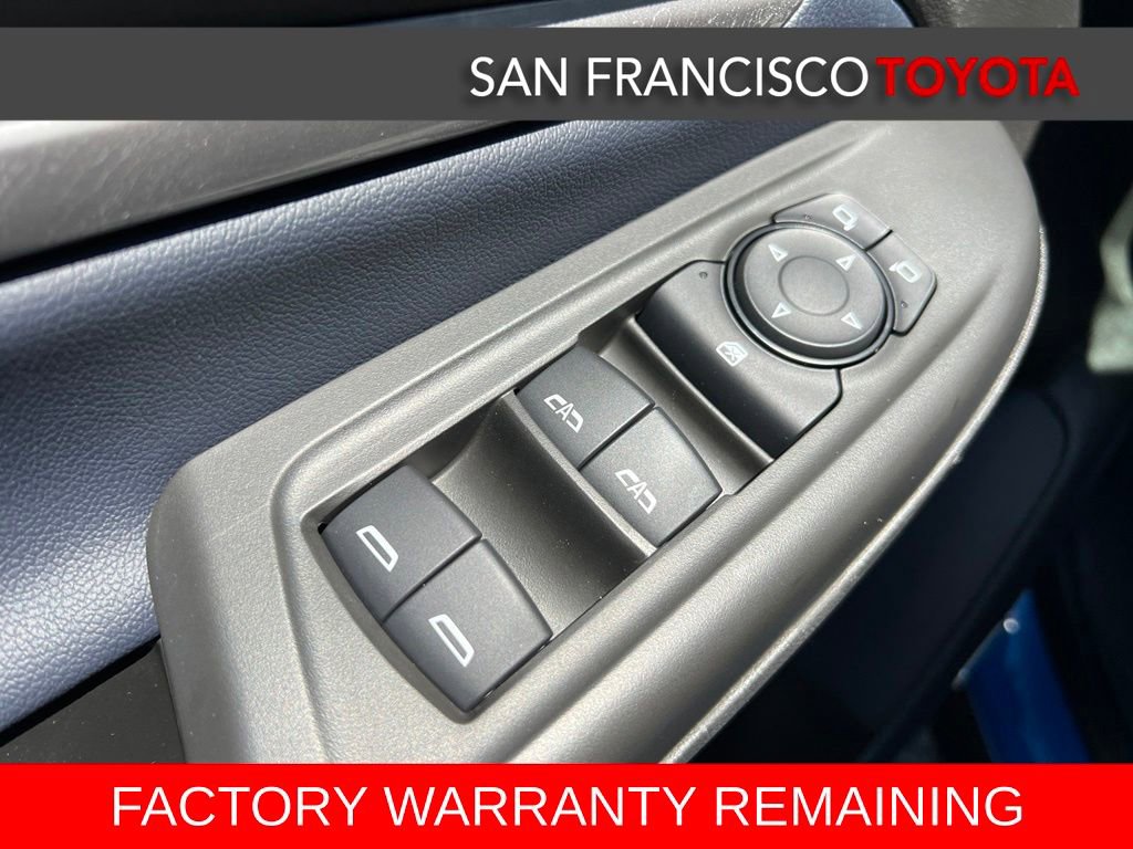 Used 2022 Chevrolet Bolt EUV Premier w/ Sun & Sound Package FWD image 36