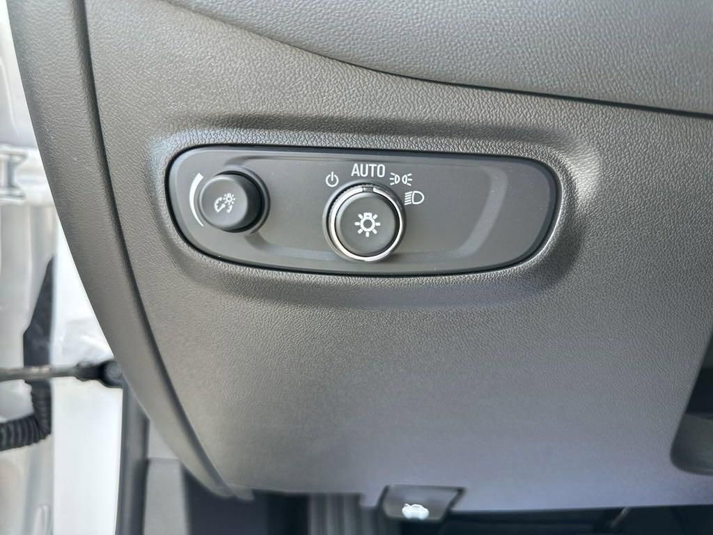 New 2024 Chevrolet Equinox LS w/ LS Convenience Package image 23