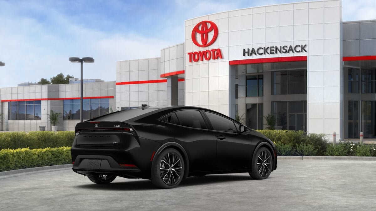 New 2027 Toyota Prius XLE AWD/4WD image 10