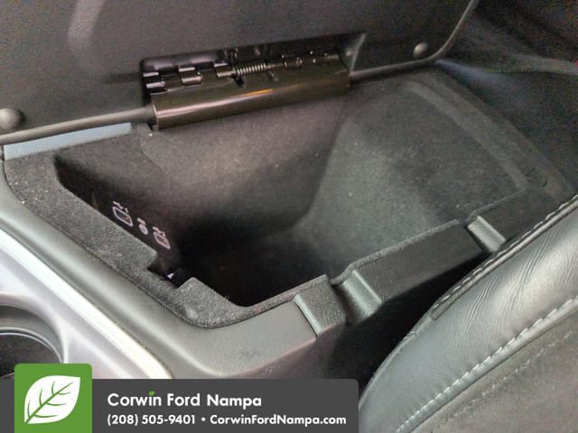 Used 2019 Dodge Challenger R/T w/ Plus Package RWD image 20