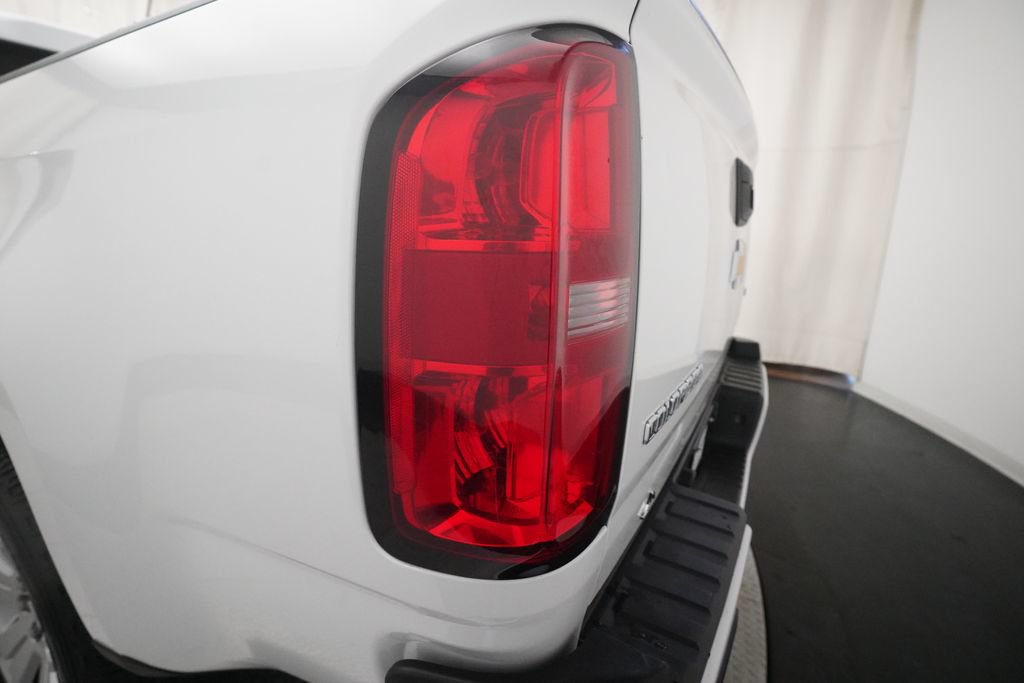 Used 2018 Chevrolet Colorado LT RWD image 30