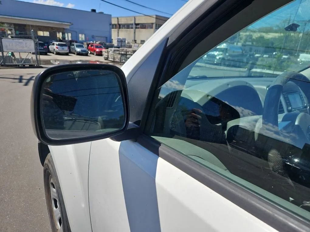 Used 2018 Nissan Frontier S RWD image 11