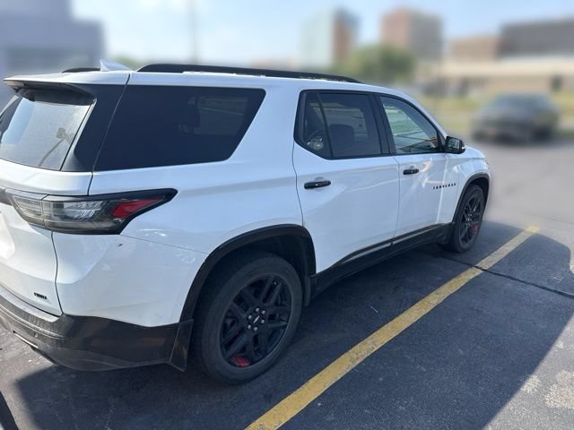 Used 2021 Chevrolet Traverse Premier w/ Redline Edition AWD/4WD image 40
