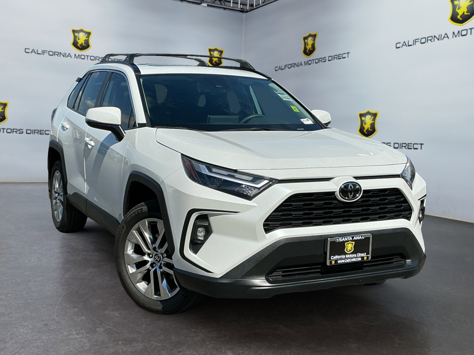 Used 2024 Toyota RAV4 XLE Premium FWD image 3