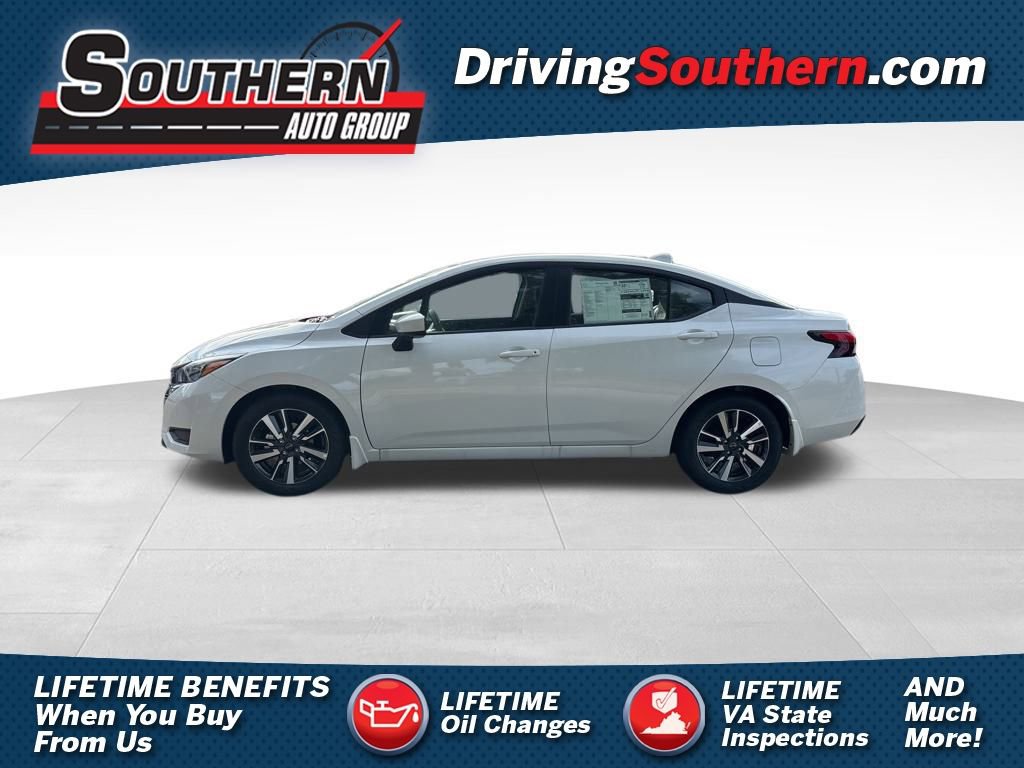 New 2025 Nissan Versa SV w/ Trunk Package