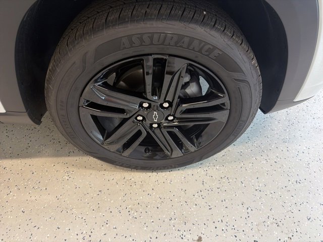 Used 2025 Chevrolet Trax ACTIV w/ Driver Confidence Package image 9