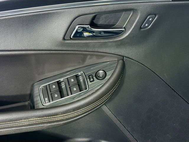 Used 2016 Chevrolet Impala LT image 17