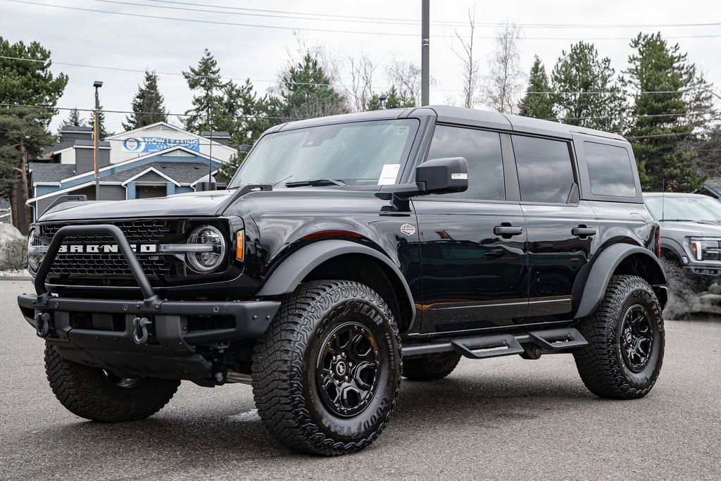 Used 2024 Ford Bronco Wildtrak image 8