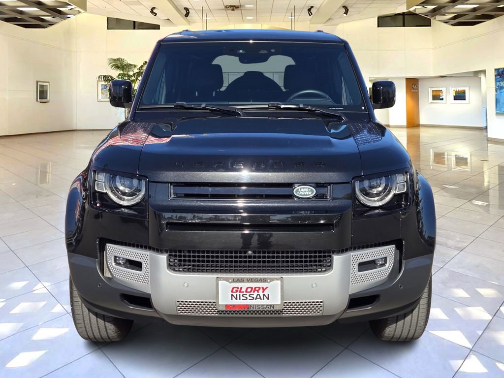 Used 2025 Land Rover Defender 110 S image 2