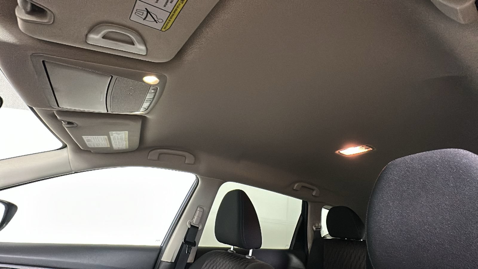 Used 2020 Nissan Rogue S AWD/4WD image 11