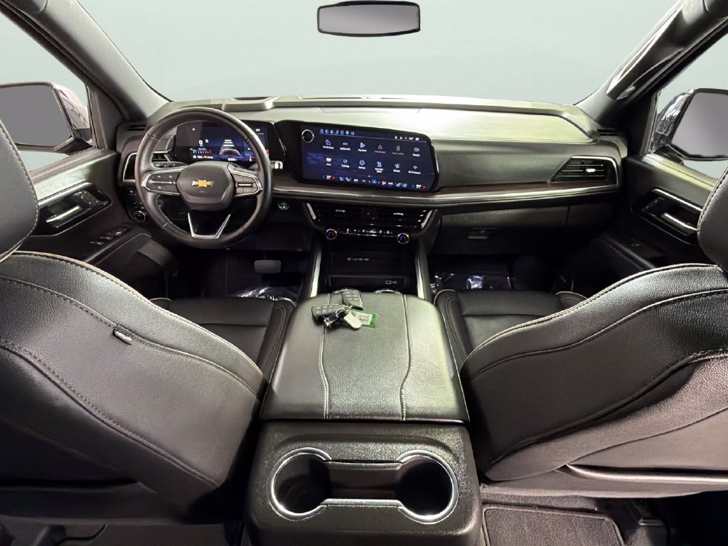 Certified 2025 Chevrolet Suburban Premier AWD/4WD image 35