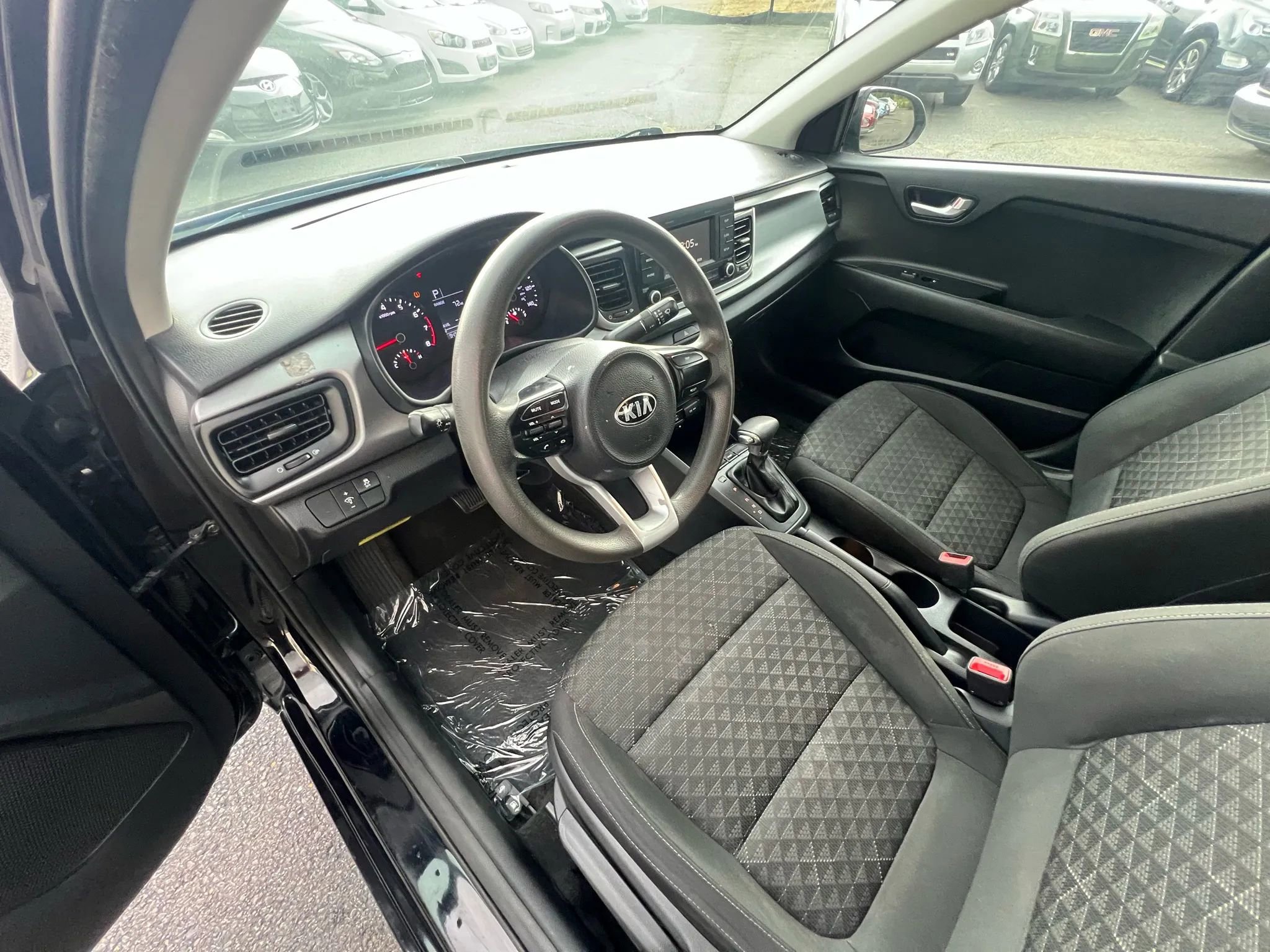 Used 2019 Kia Rio LX image 18