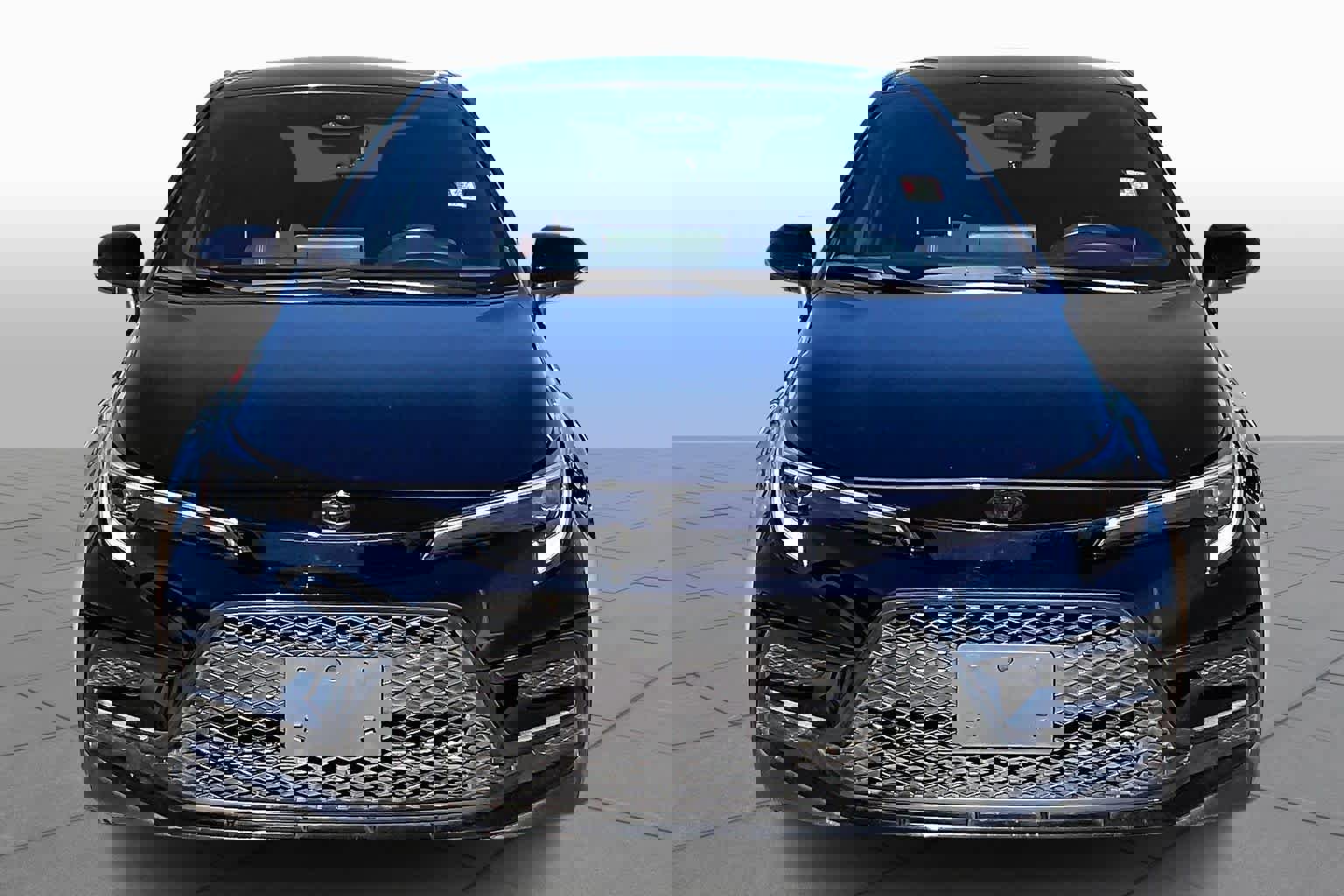 Used 2024 Toyota Corolla SE image 3