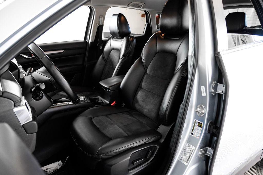 Used 2020 MAZDA CX-5 Touring image 32