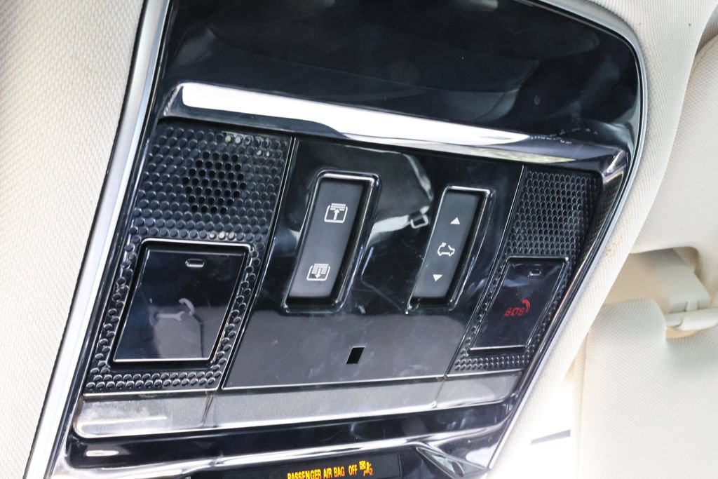 Used 2023 Land Rover Range Rover SE AWD/4WD image 8
