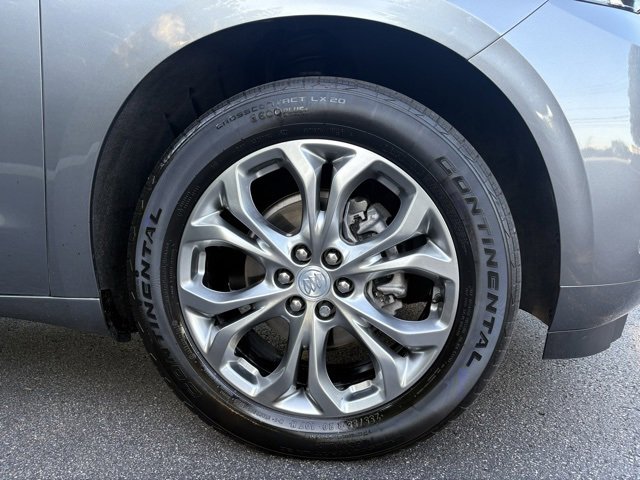 Used 2021 Buick Enclave Avenir w/ Avenir Technology Package image 19