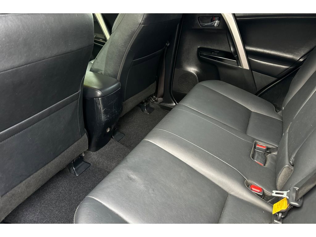 Used 2016 Toyota RAV4 Limited image 13