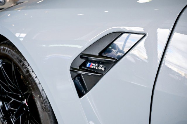 Used 2023 BMW M4 Coupe w/ Executive Package image 41