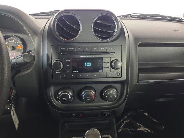 Used 2016 Jeep Patriot Sport w/ Power Value Group image 22