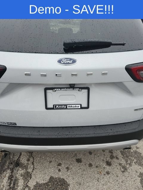 New 2026 Ford Escape SE FWD image 11