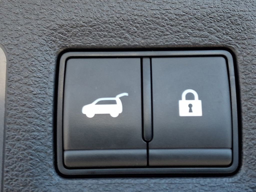 Certified 2025 INFINITI QX50 Sport image 32