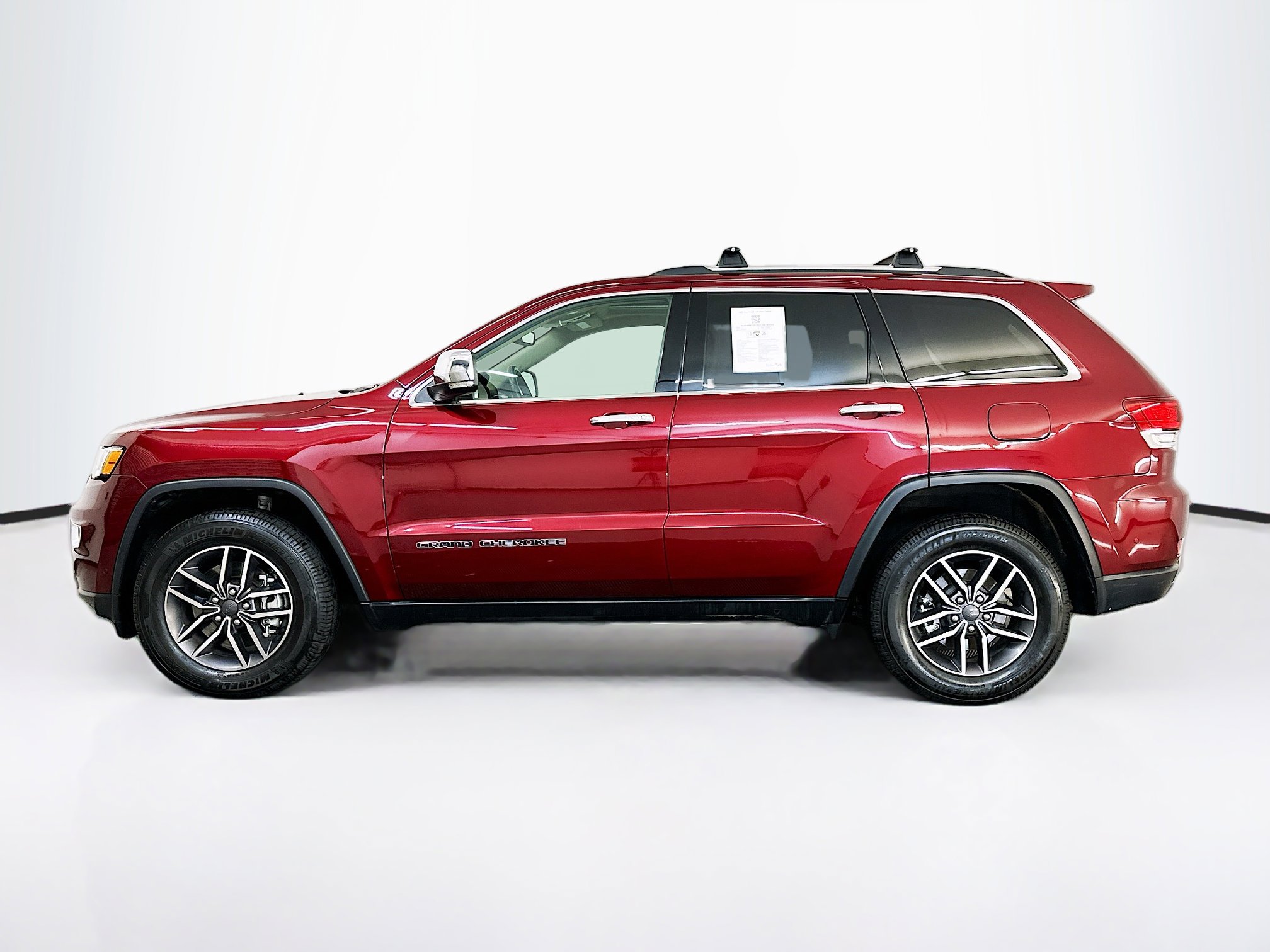 Used 2021 Jeep Grand Cherokee Limited w/ Trailer Tow Group IV image 4