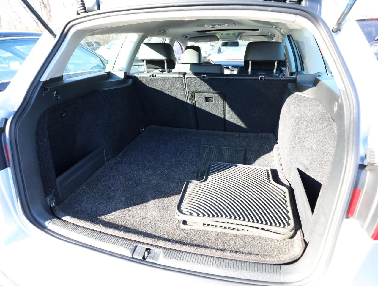 Used 2009 Volkswagen Passat Komfort image 12