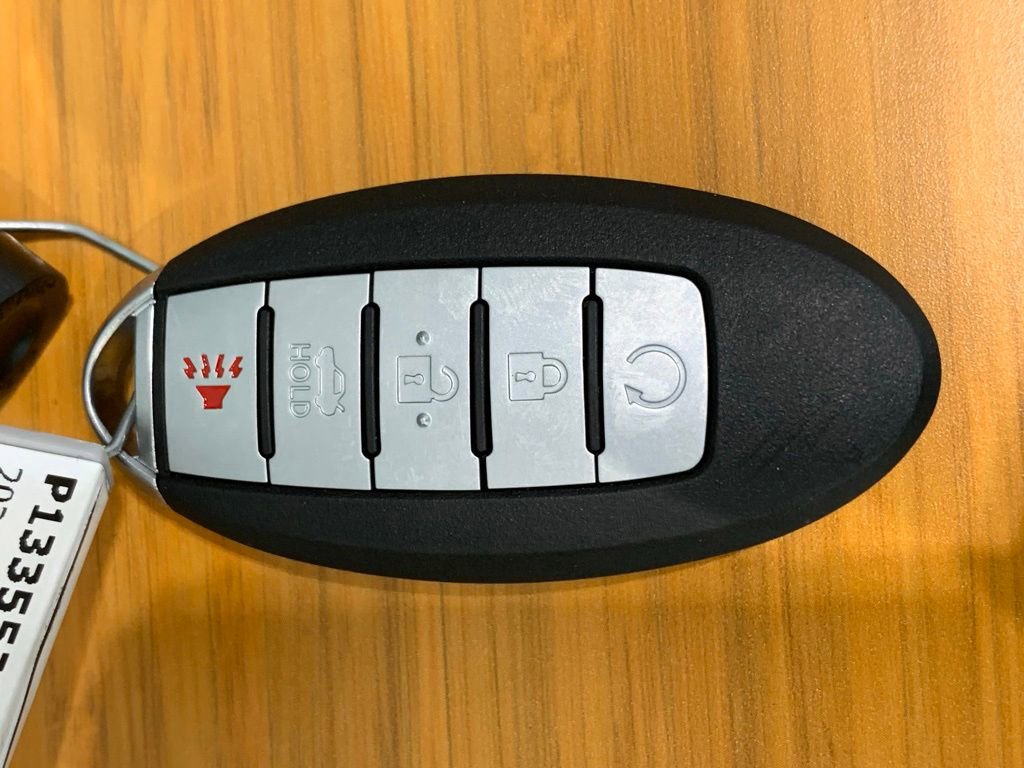 Used 2020 Nissan Murano SV FWD image 51