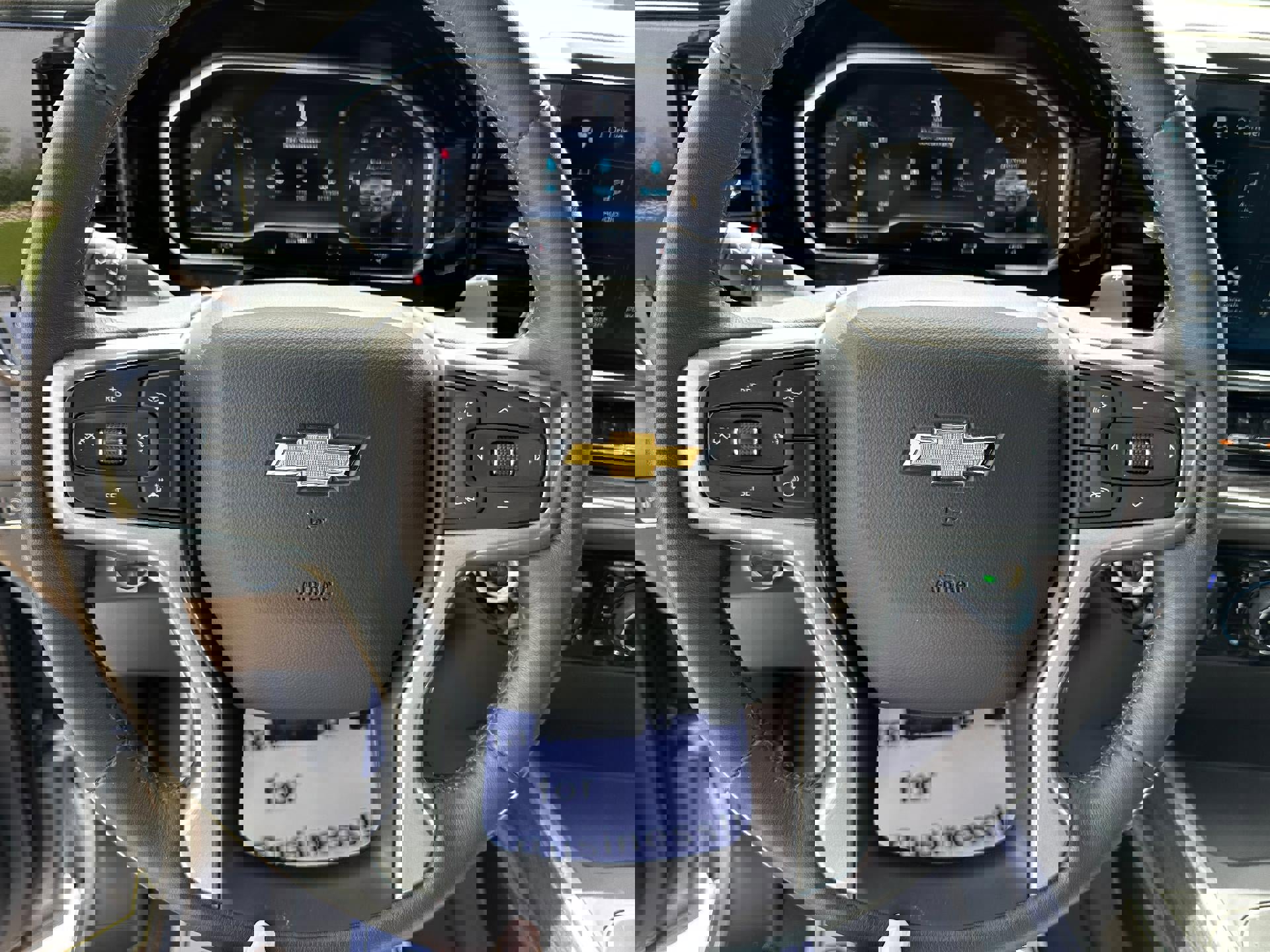 Used 2023 Chevrolet Silverado 1500 LTZ w/ LTZ Convenience Package II image 12