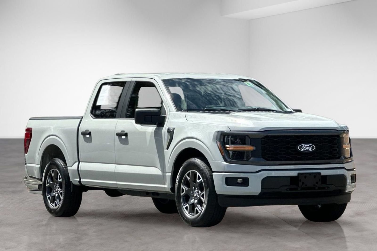 Used 2024 Ford F150 STX RWD image 8