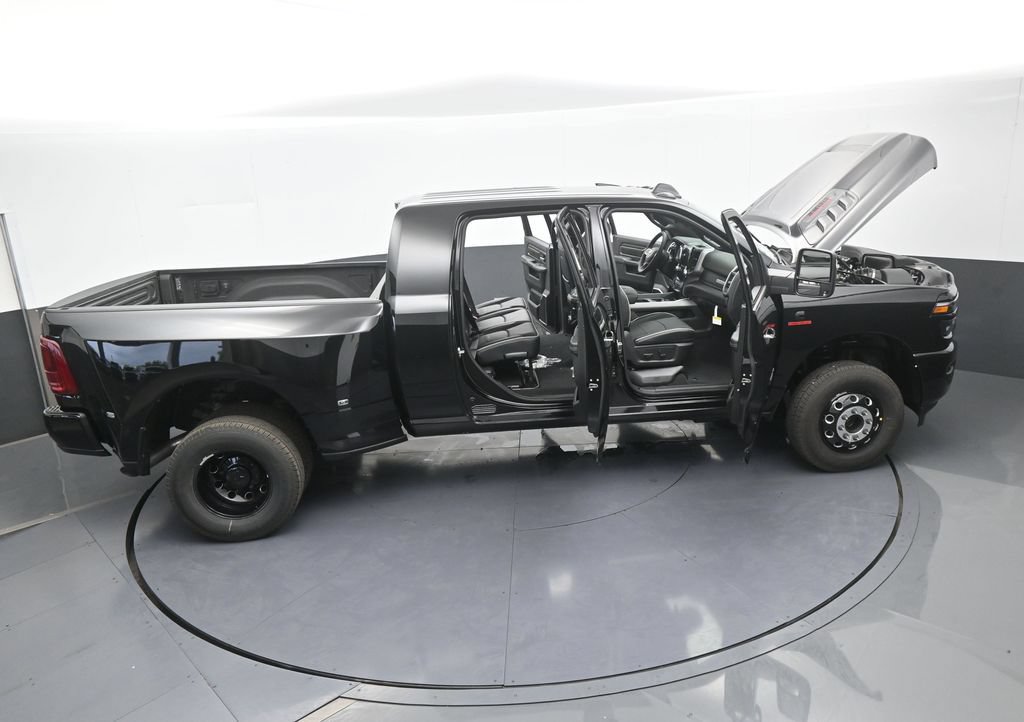 New 2026 RAM 3500 Laramie w/ Night Edition AWD/4WD image 69