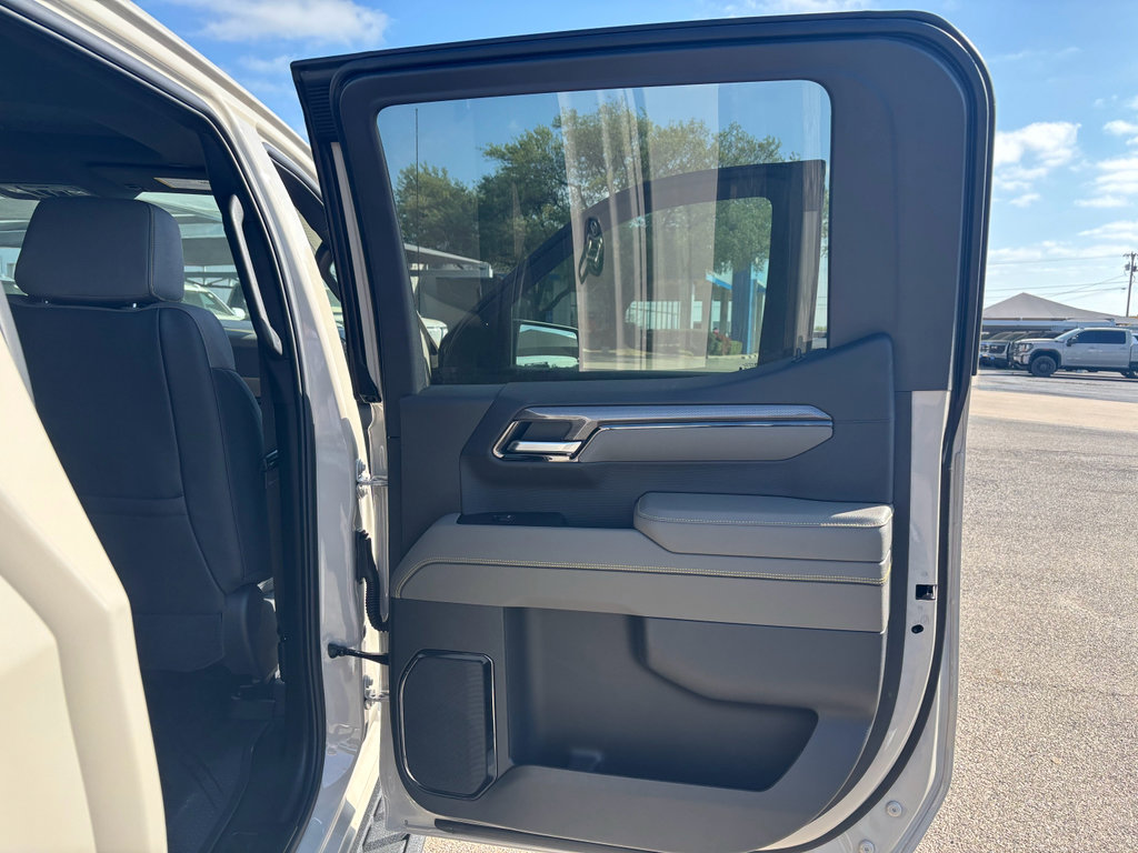 New 2026 Chevrolet Silverado 1500 ZR2 w/ Dark Appearance Package AWD/4WD image 17
