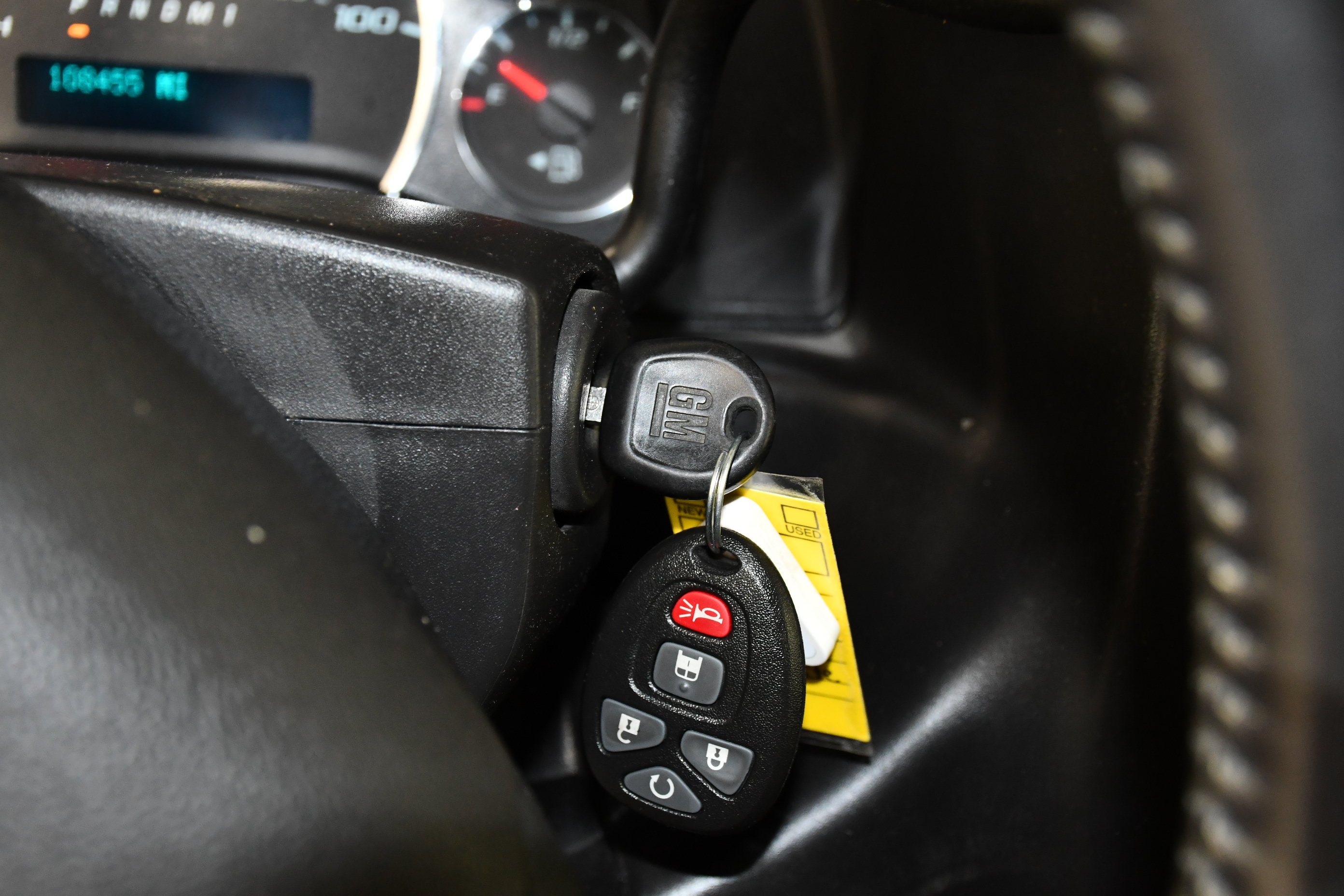 Used 2020 Chevrolet Express 2500 w/ Driver Convenience Package RWD image 24