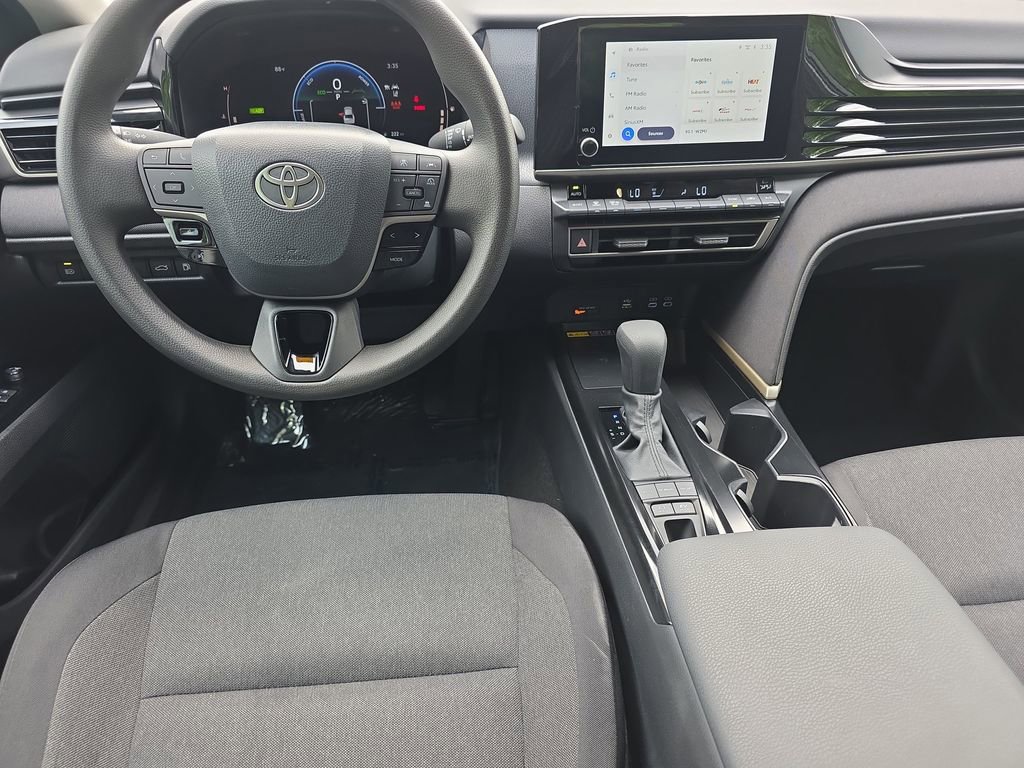 Used 2026 Toyota Camry LE FWD image 19