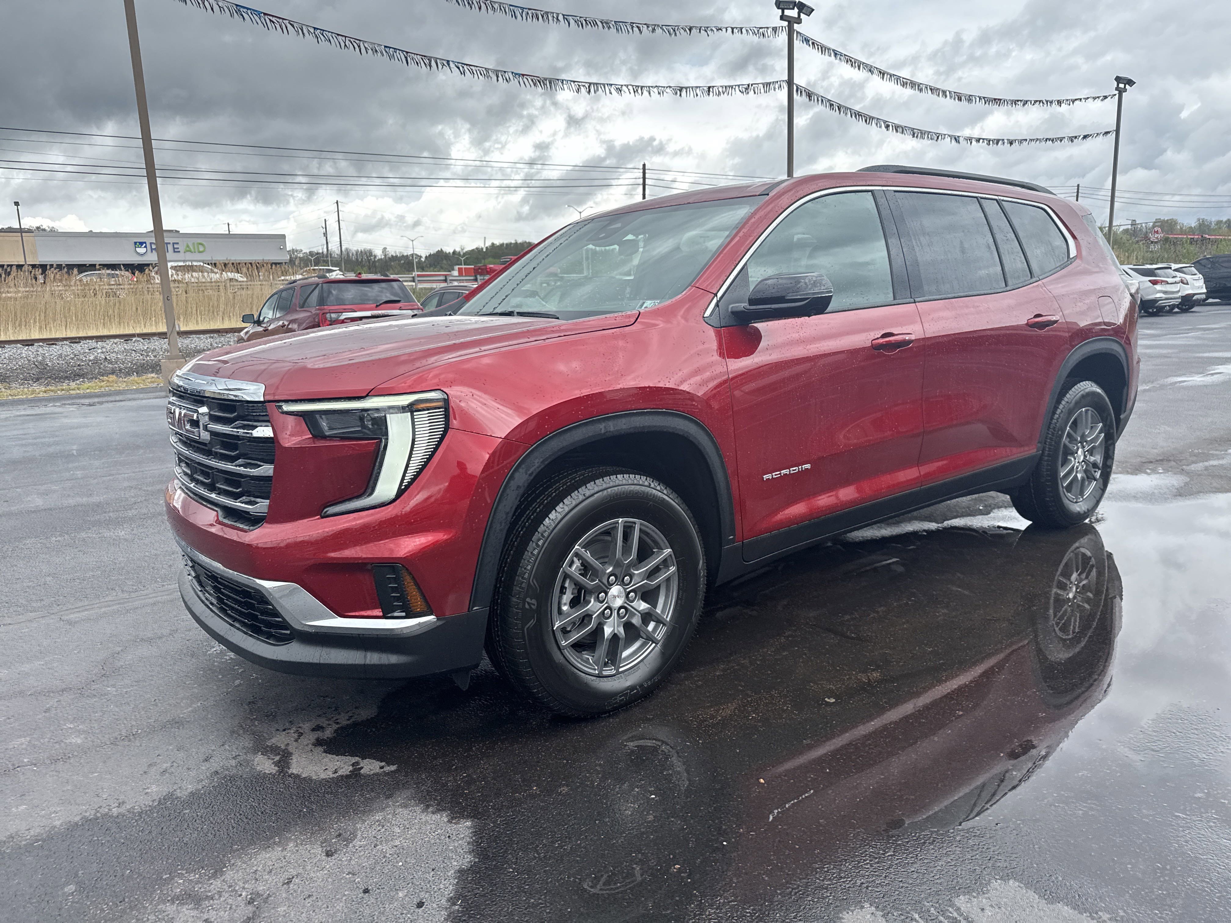 New 2025 GMC Acadia Elevation image 8