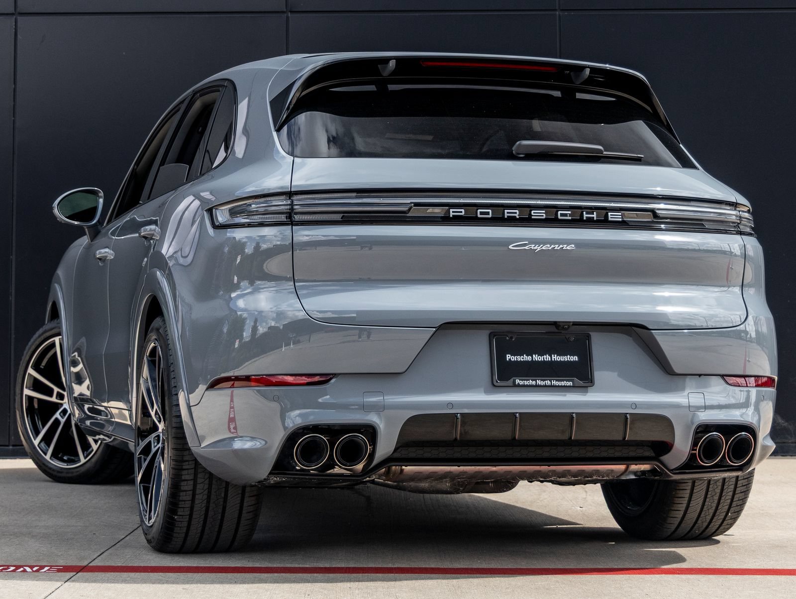 New 2026 Porsche Cayenne AWD/4WD image 3