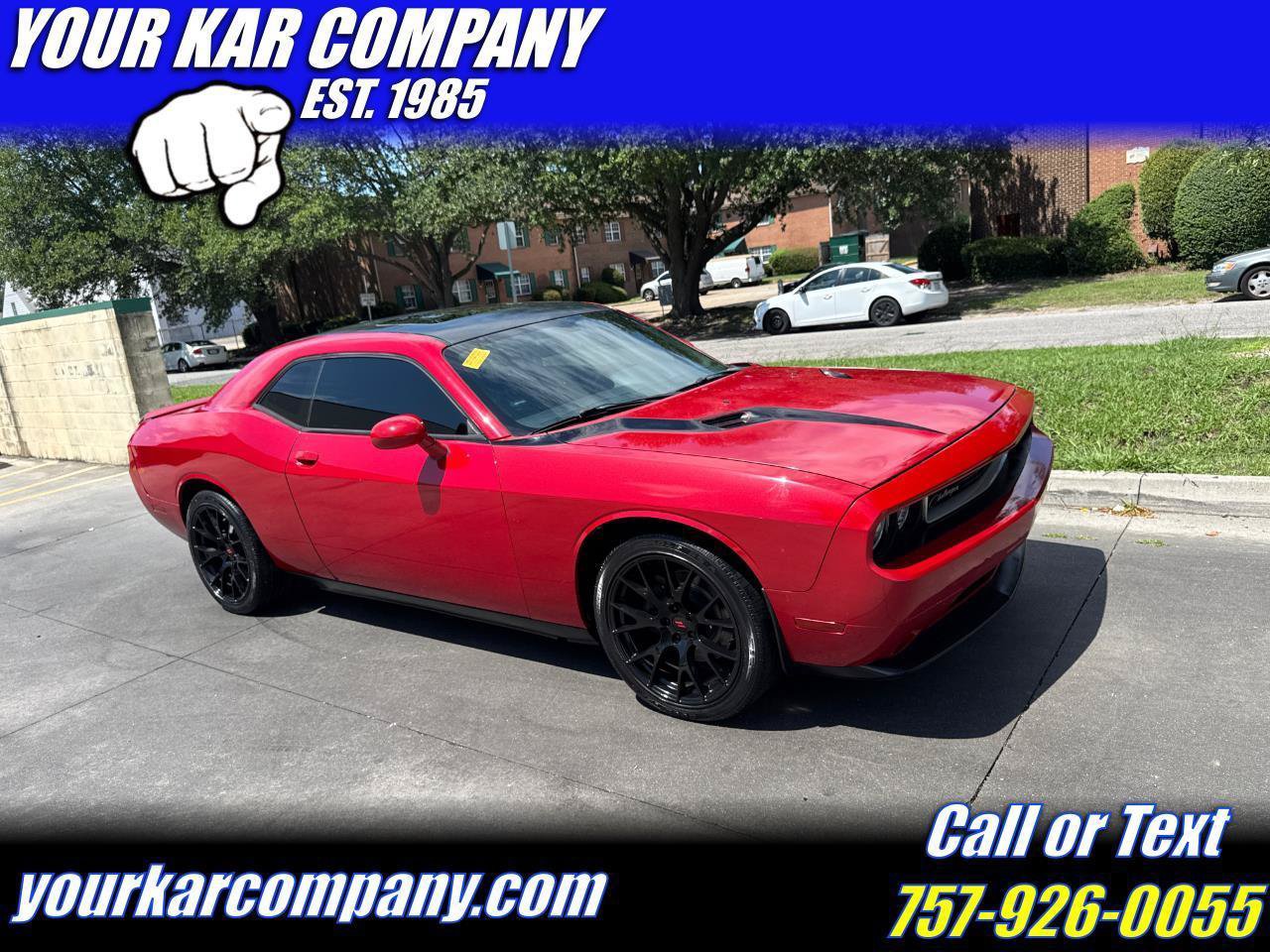 Used 2012 Dodge Challenger SXT Plus RWD image 1